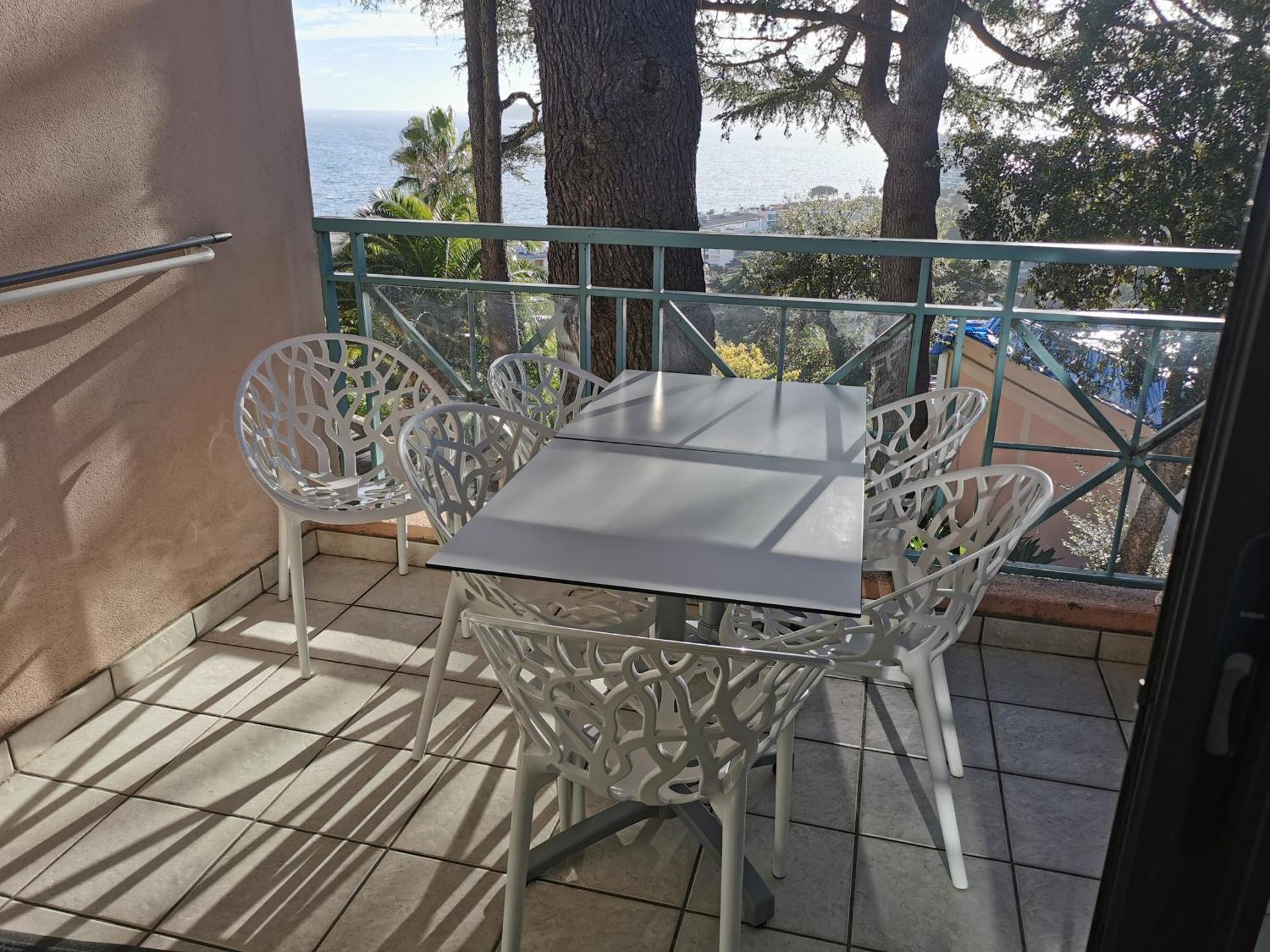 Appartement Renove, Piscine A Debordement, Vue Mer Cannes Bagian luar foto